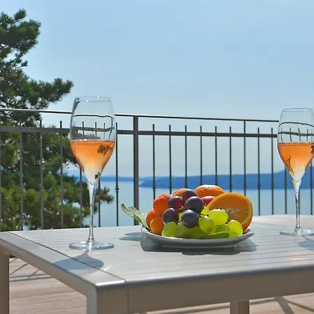 Отель Draga Di Lovrana 4*