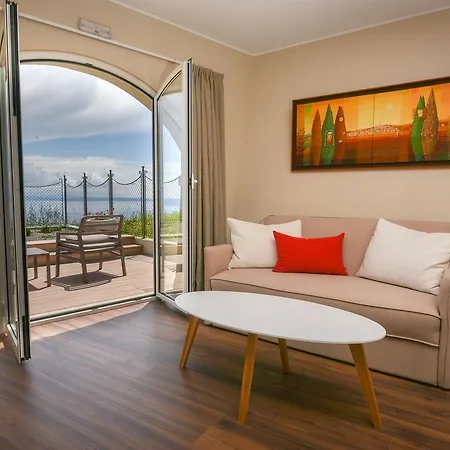 Draga Di Lovrana Отель Ловран