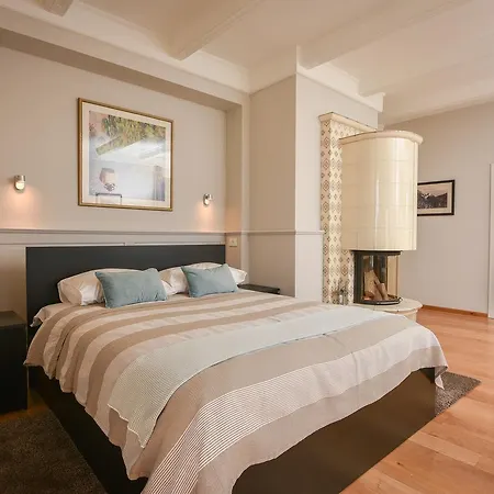 洛夫兰纳德拉格酒店 4*