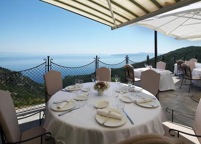 Draga Di Lovrana Otel