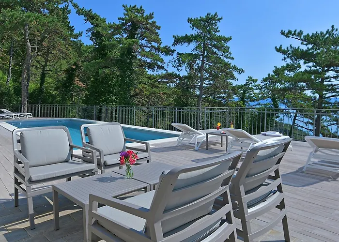 Draga Di Lovrana 4* Lovran