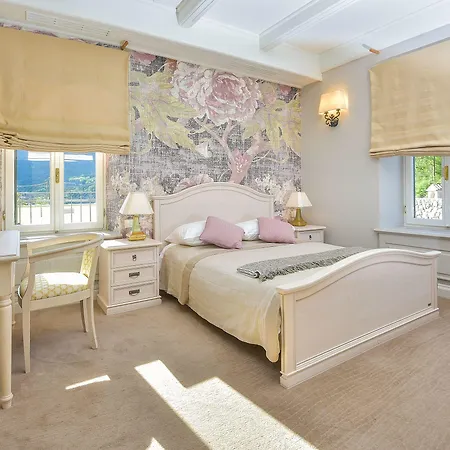 Draga Di Lovrana Hotell
