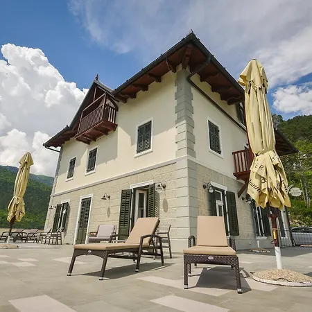 Draga Di Lovrana Hotell 4*